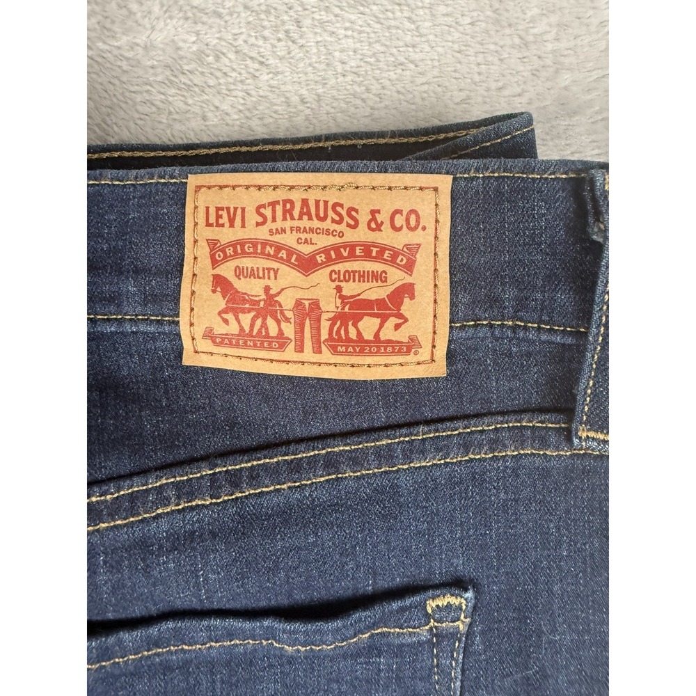 Levis Womens Jeans 14 Classic Straight W32 L28 Dark Wash Blue Denim Stretch - Picture 5 of 8